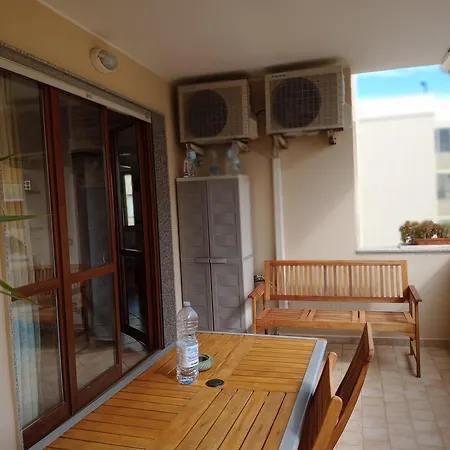 Apartment Comodo